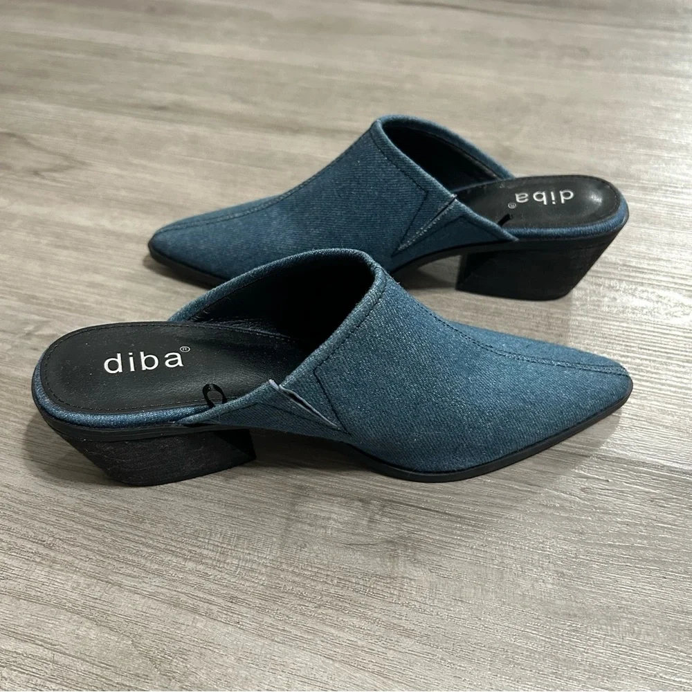 Pointed Denim Mule - Picture 2 of 3